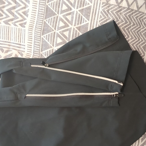 (2) RUSSELL JOGGERS - Picture 7 of 7